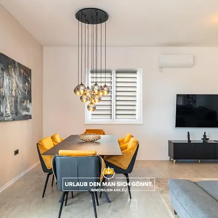 Neoma Вилла Linardici