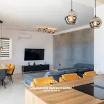 Vila Neoma
